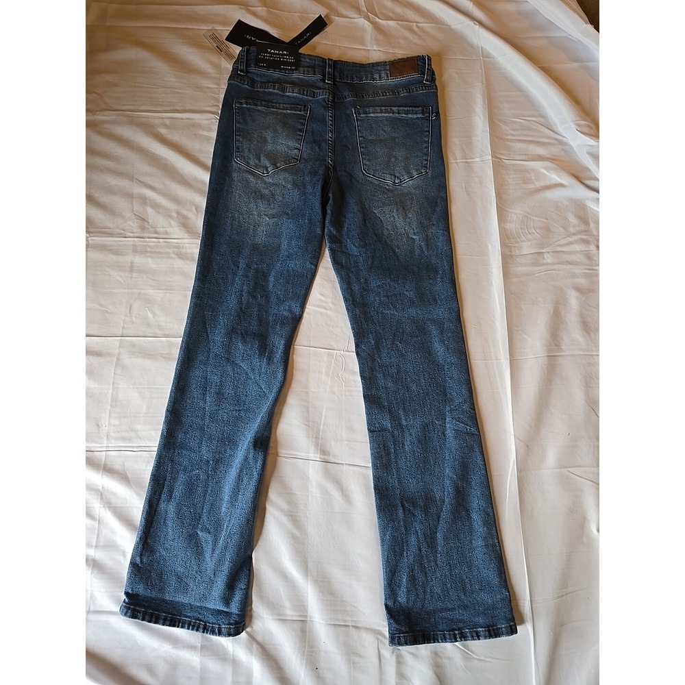 Tahari Women's Maeve Fit Solution Miniboot Medium Wash Size 8‎ RUNS SMALL - Picture 7 of 16